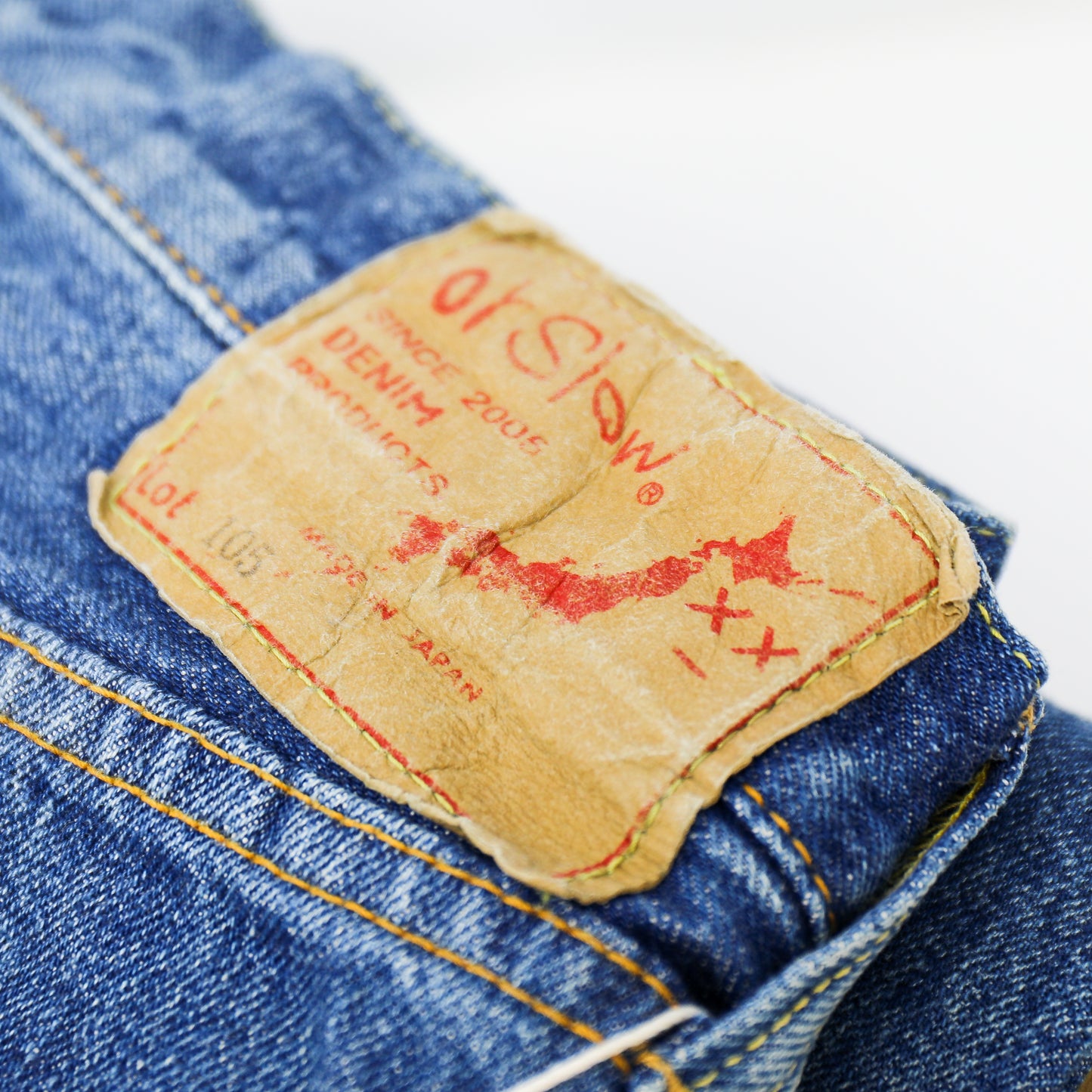 105 Standard Fit Denim 1984 2 Year Wash